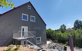 Am Quellenhäuschen